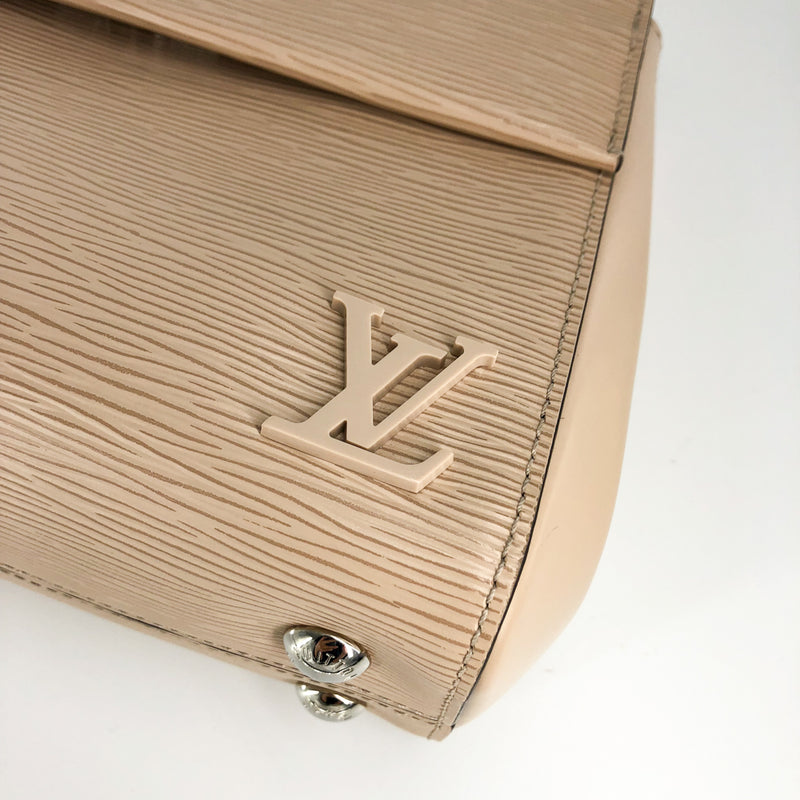 LOUIS VUITTON Epi Cluny BB Dune 305399