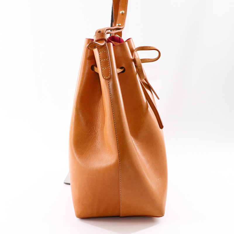 Bucket Bag in Light Brown Calf Leather Pink Interior