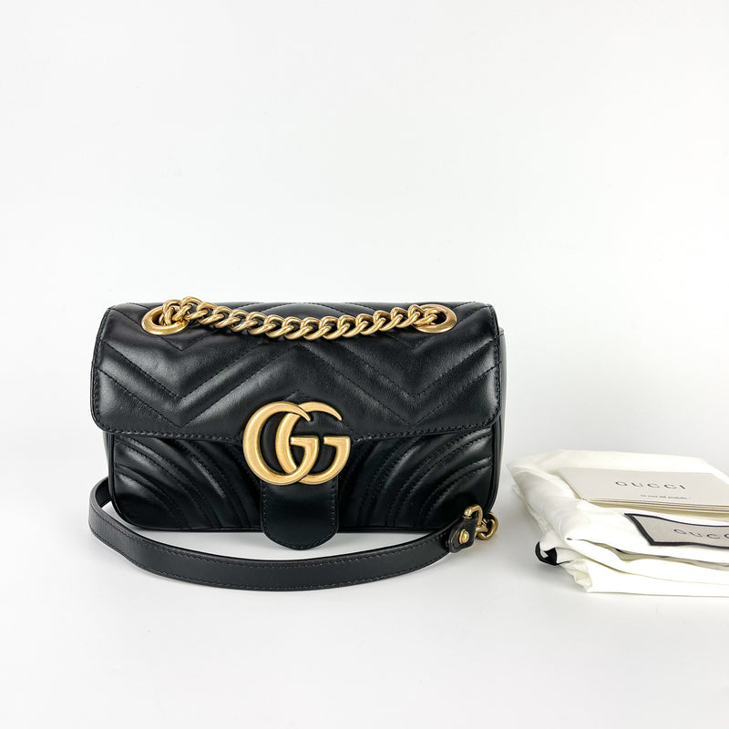 GG Marmont Black Mini Matelassé Shoulder Bag