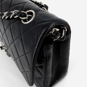 Vintage Double Flap Lambskin M/L in Black SHW