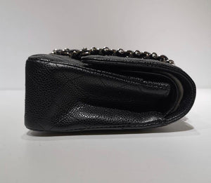 Classic Double Flap Caviar M/L in Black SHW
