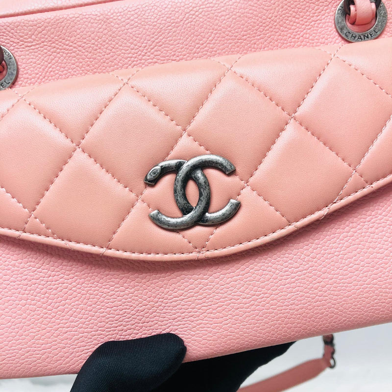 Pink Caviar and Quilted Lambskin Leather Coco Break Camera Bag