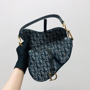 Small Oblique Saddle Bag Blue