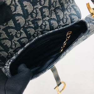 Small Oblique Saddle Bag Blue