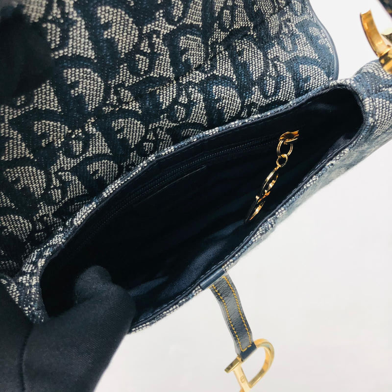Small Oblique Saddle Bag Blue