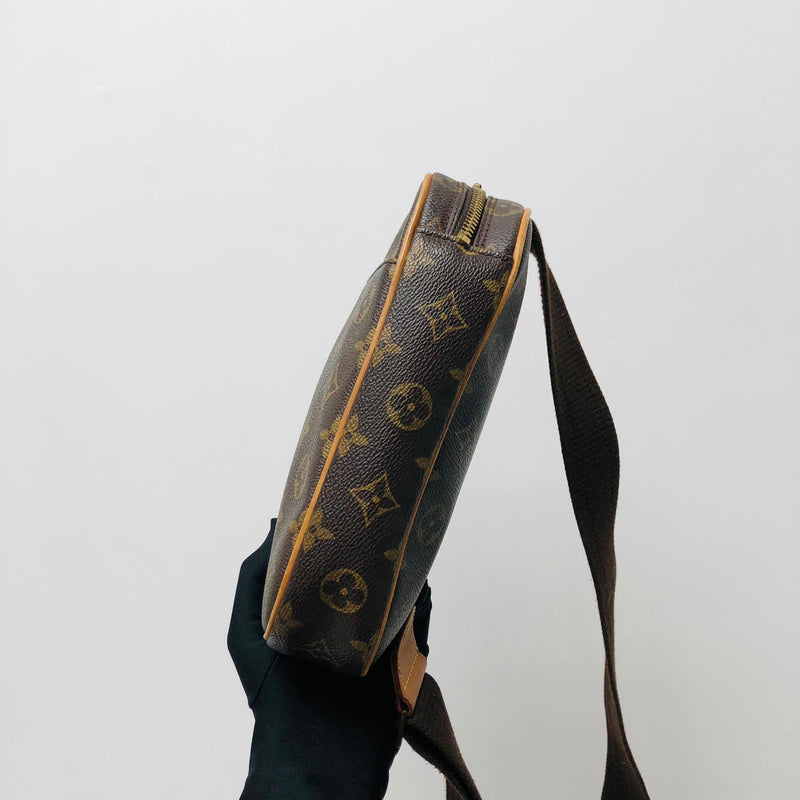 Shop for Louis Vuitton Monogram Canvas Leather Gange Crossbody / Waist Bag  - Shipped from USA