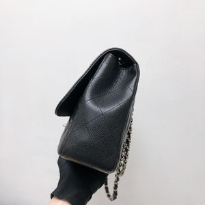 Single Flap Classic Jumbo in Black Caviar with SHW