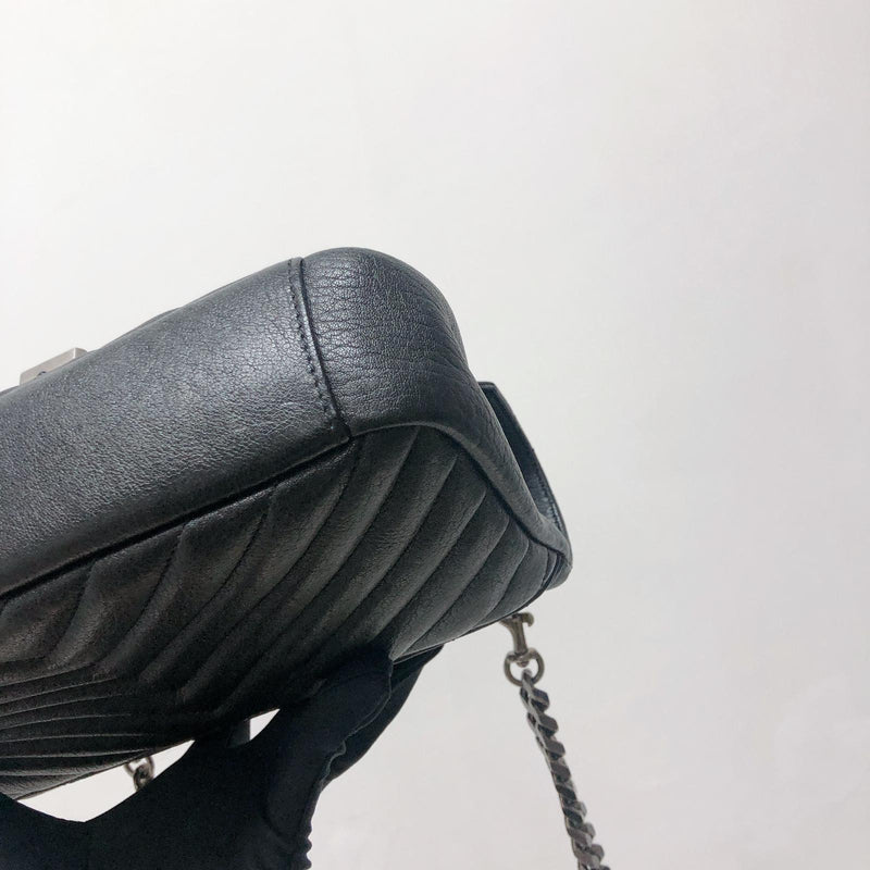 College Medium Black RHW