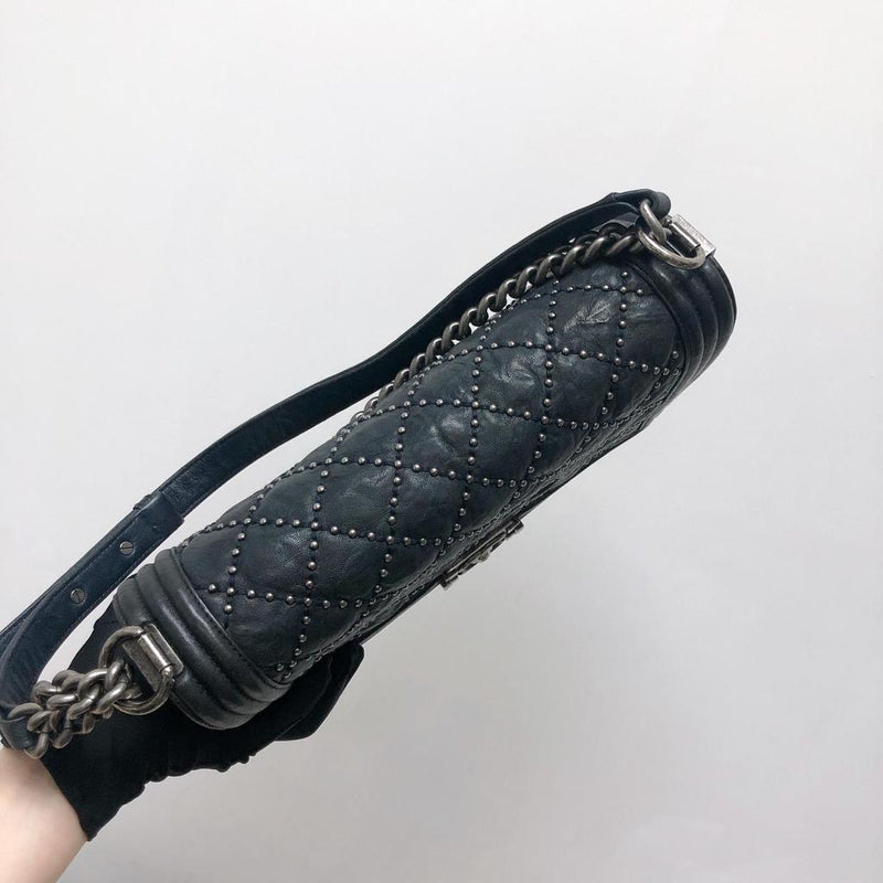 Le Boy Old Medium Crinkled Calfskin with Ruthenium Hardware Black