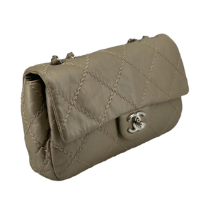 Seasonal Flap Calfskin Gold SHW