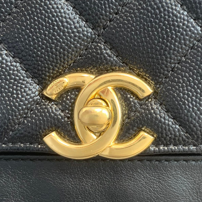 Chanel Black Quilted Lambskin Mini Rectangular Classic Flap Pale Gold  Hardware, 2022 Available For Immediate Sale At Sotheby's