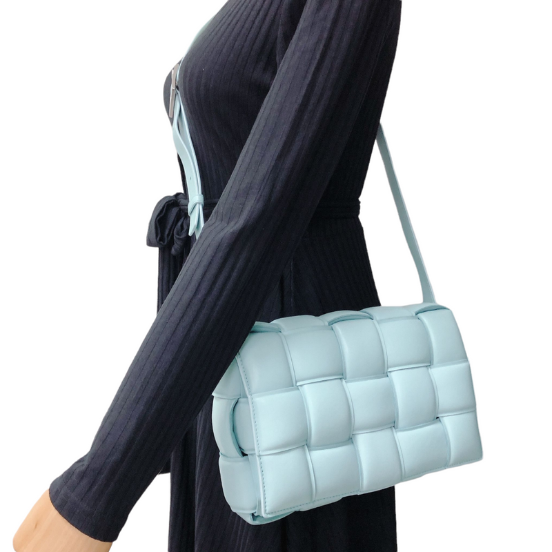 Padded Cassette Light Blue SHW
