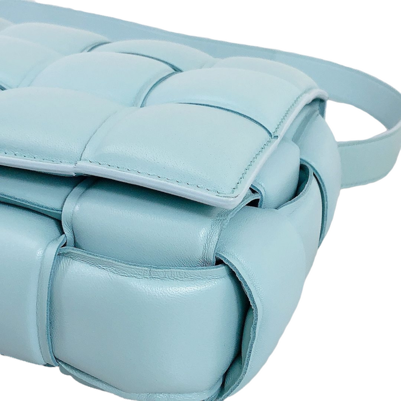 Padded Cassette Light Blue SHW