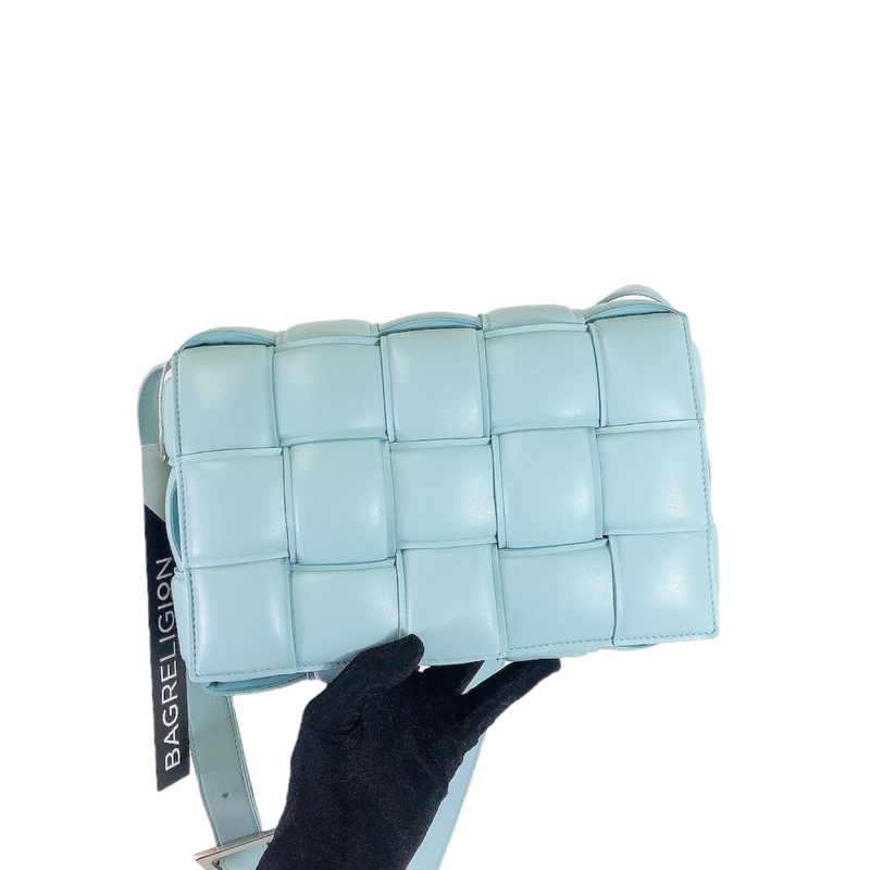 Padded Cassette Light Blue SHW
