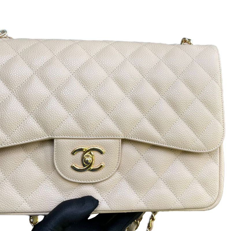 Jumbo Classic Double Flap Caviar Beige GHW