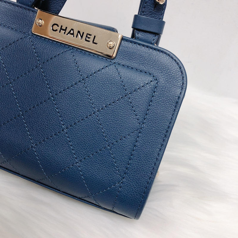 Grained Calfskin Stitched Mini Label Click Shopper Tote in Blue