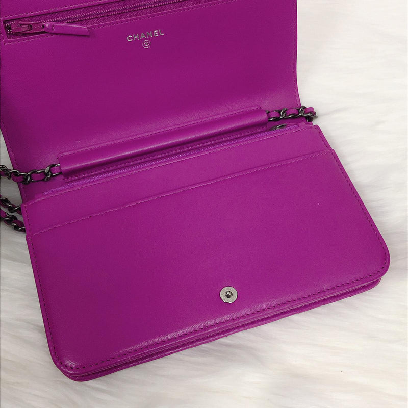 Wallet on Chain WOC in Purple with RHW