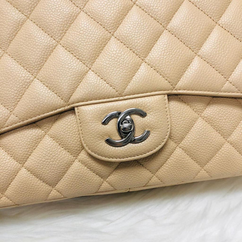 Jumbo Single Flap in Beige Caviar with SHW