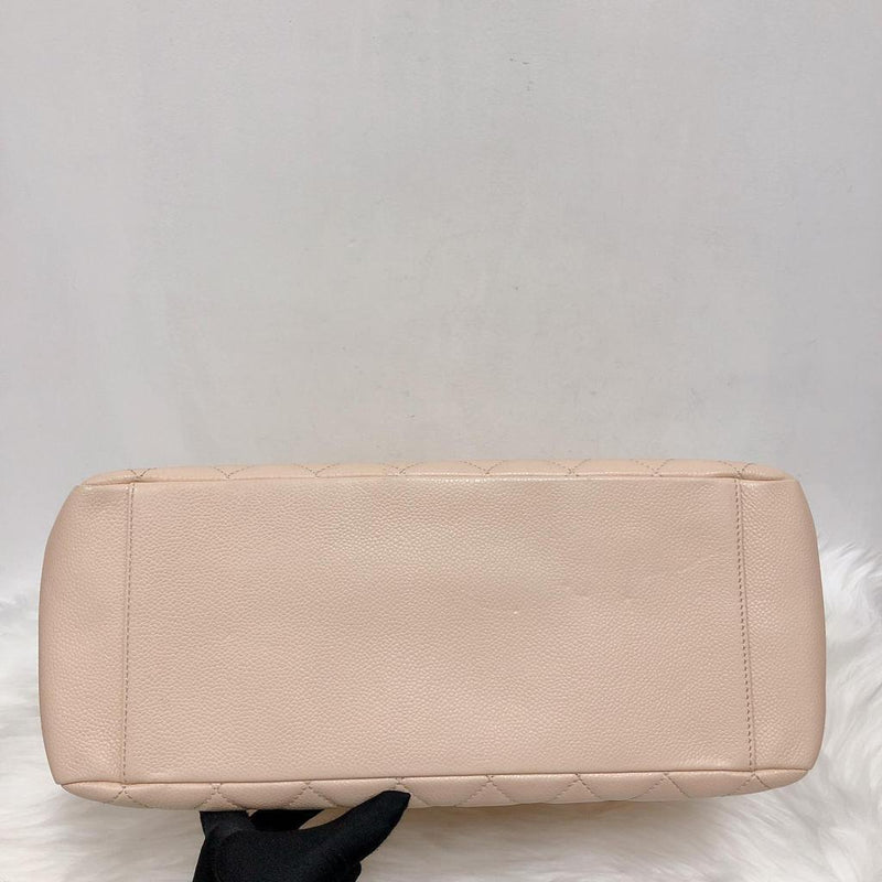 Beige Caviar GST in Caviar leather with GHW
