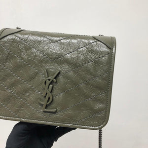 Crinkled Calfskin Matelassé Monogram Niki Wallet On Chain Khaki Militaire