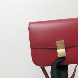 Box Calfskin Medium Classic Box Flap Red with GHW