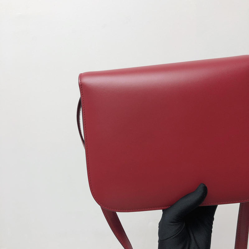 Box Calfskin Medium Classic Box Flap Red with GHW