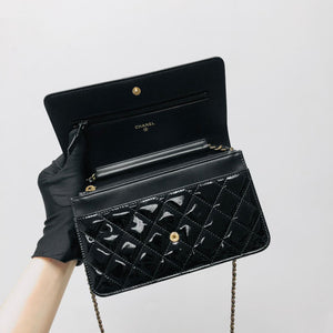 Boy Wallet On Chain Patent Black GHW