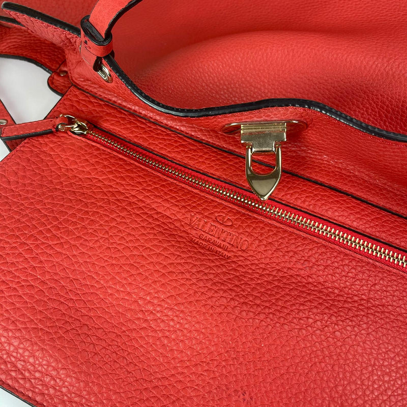 Rockstud Medium Leather Tote Red