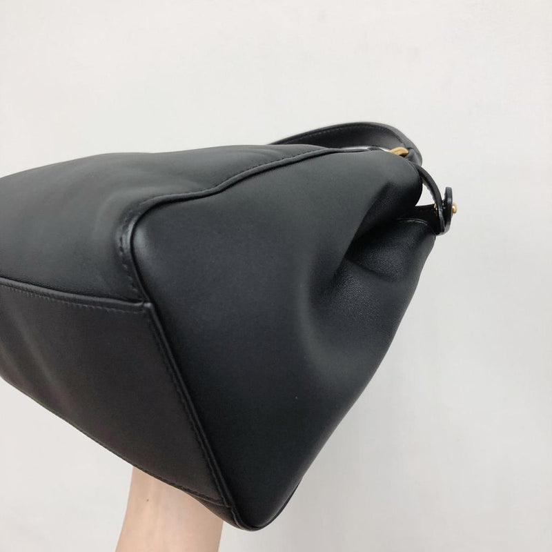 Peekaboo Bag Black