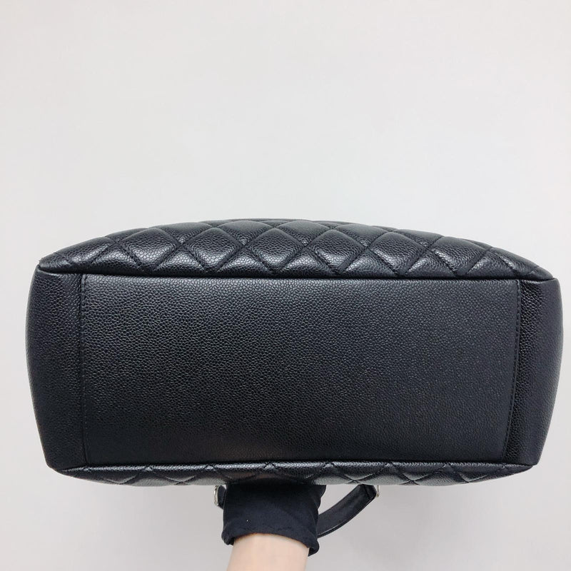 Grand Shopping Tote Black
