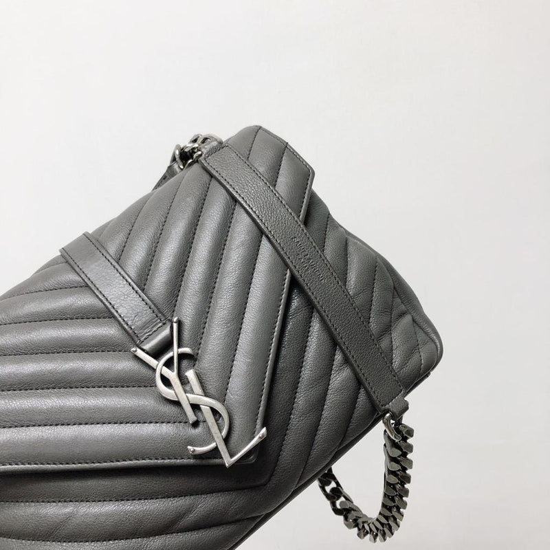 Medium Chevron College Leather Bag Grey