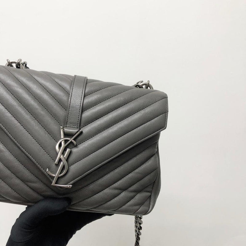 Medium Chevron College Leather Bag Grey