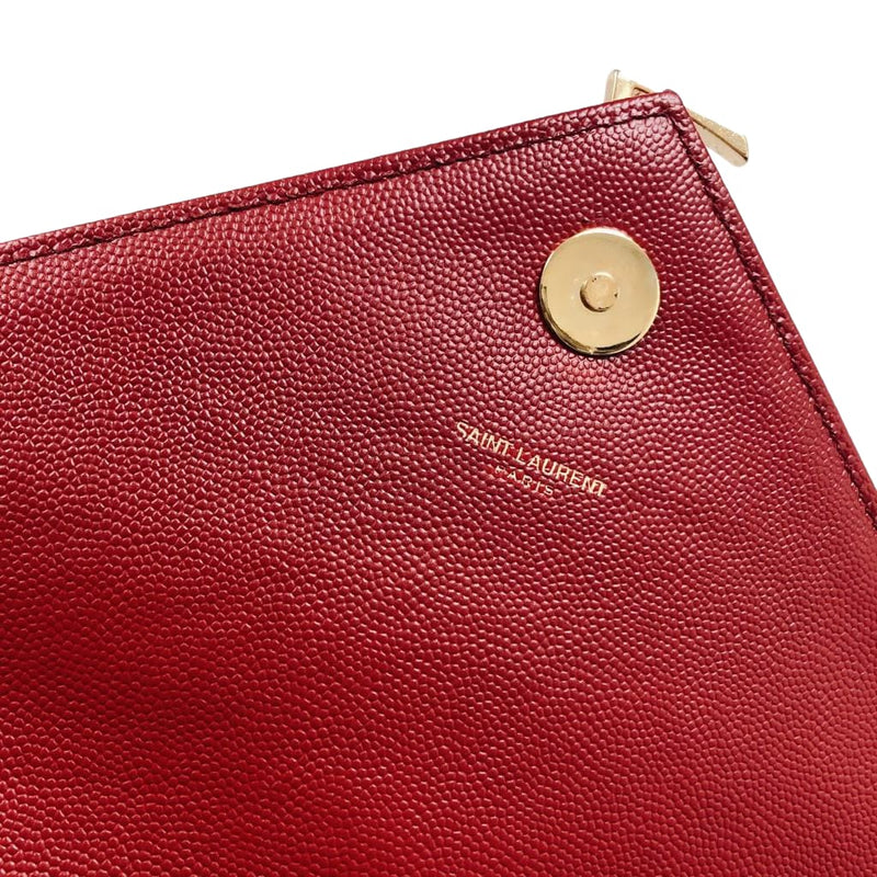 Envelope Large in Chevron Quilted Leather Red