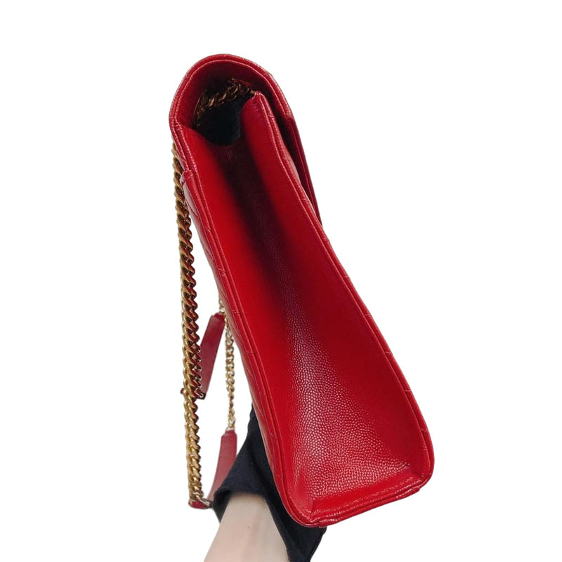 Envelope Large in Chevron Quilted Leather Red