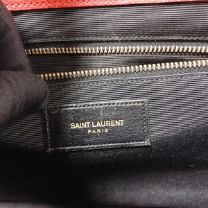 Envelope Large in Chevron Quilted Leather Red
