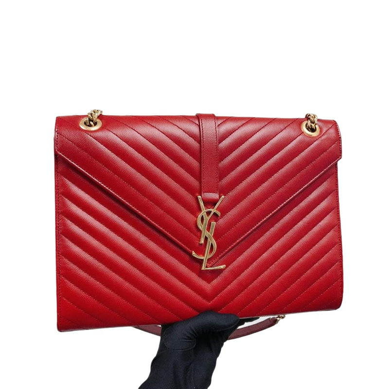 Envelope Large in Chevron Quilted Leather Red