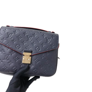 Louis Vuitton Pochette Metis Leather Monogram Marine Blue