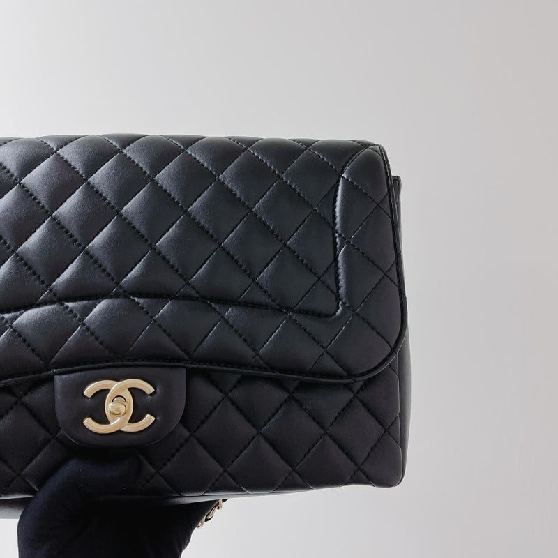 CHANEL BLACK PATENT MINI SQUARE CLASSIC FLAP MICROCHIPPED SHOULDER BAG  237023341 AL, Luxury, Bags & Wallets on Carousell