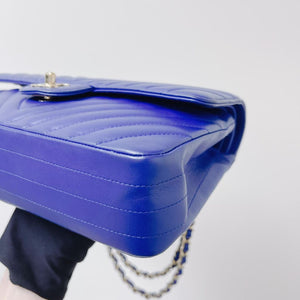 Classic Flap Medium Chevron Lambskin Blue LGHW