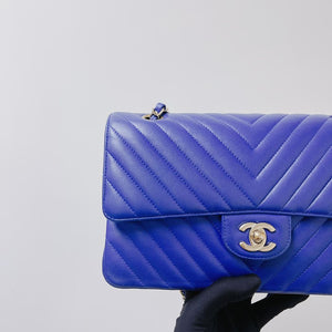 Classic Flap Medium Chevron Lambskin Blue LGHW