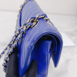 Classic Flap Medium Chevron Lambskin Blue LGHW