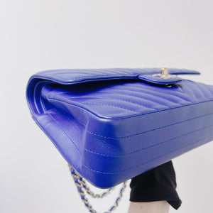 Classic Flap Medium Chevron Lambskin Blue LGHW