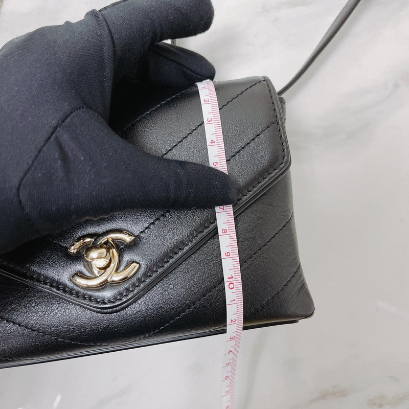 Chanel Black Chevron Quilted Leather Coco Waist Belt Bag