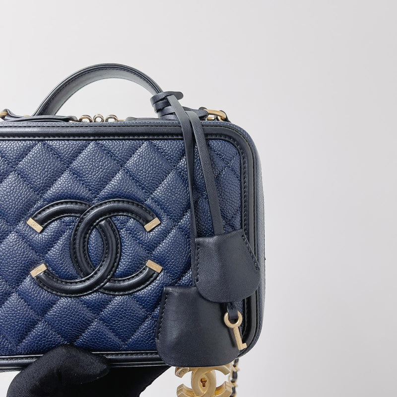 CC Filigree Medium Caviar Quilted Vanity Case Blue/Black
