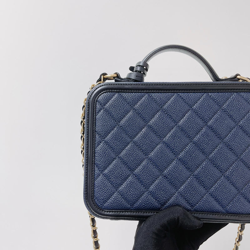 CC Filigree Medium Caviar Quilted Vanity Case Blue/Black