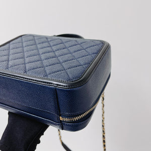 CC Filigree Medium Caviar Quilted Vanity Case Blue/Black