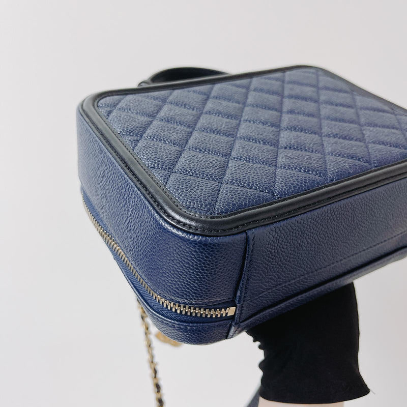 CC Filigree Medium Caviar Quilted Vanity Case Blue/Black
