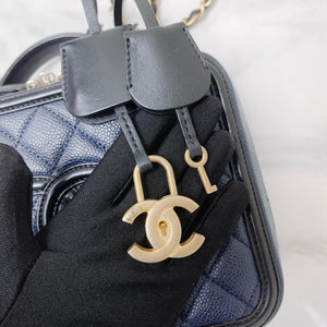 CC Filigree Medium Caviar Quilted Vanity Case Blue/Black