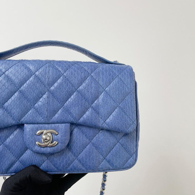 Easy Carry Medium Snakeskin Flap Blue