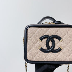 Filigree Vanity Case Caviar Small Beige/Black GHW